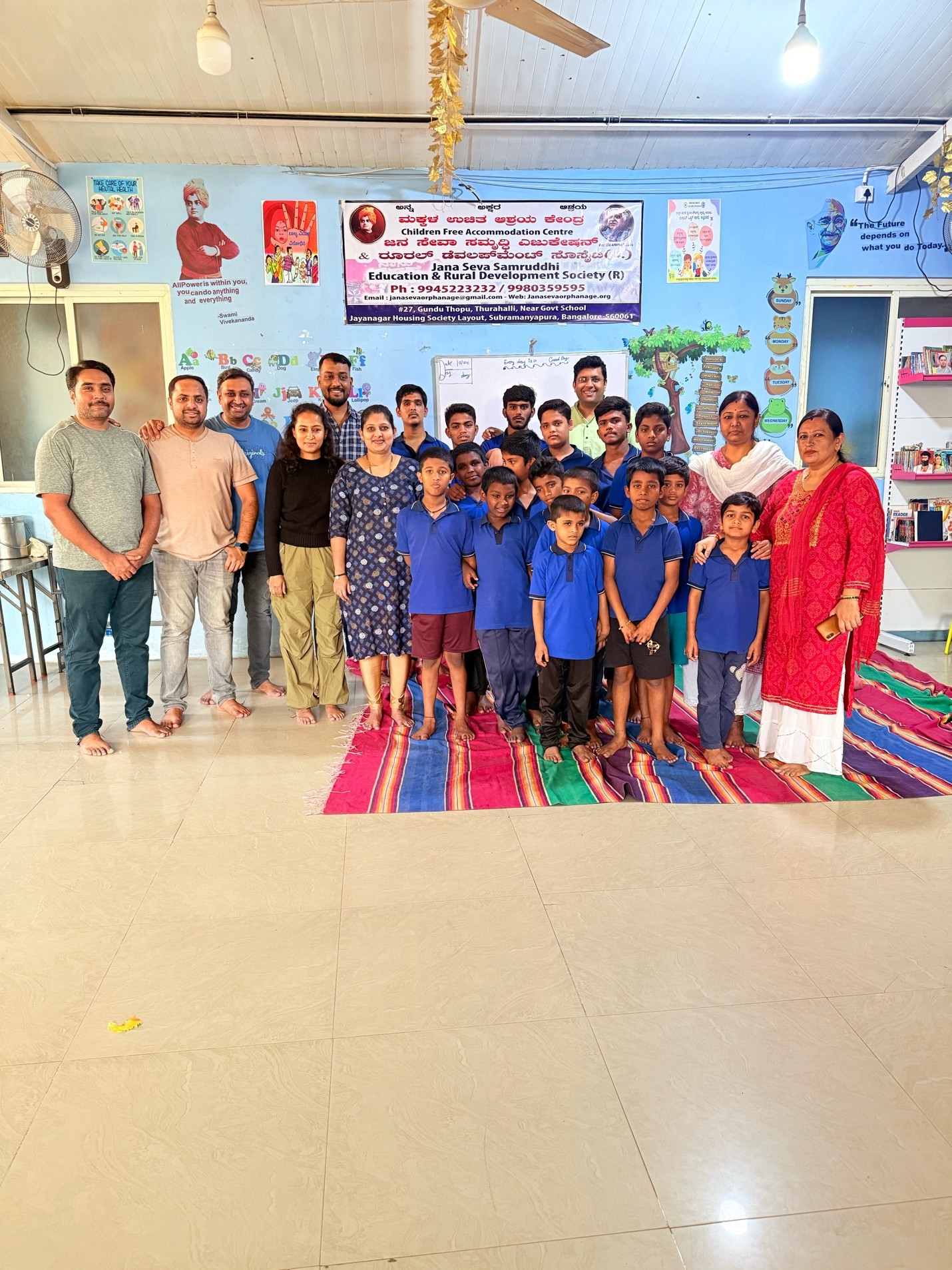 Children at Janaseva with volunteers